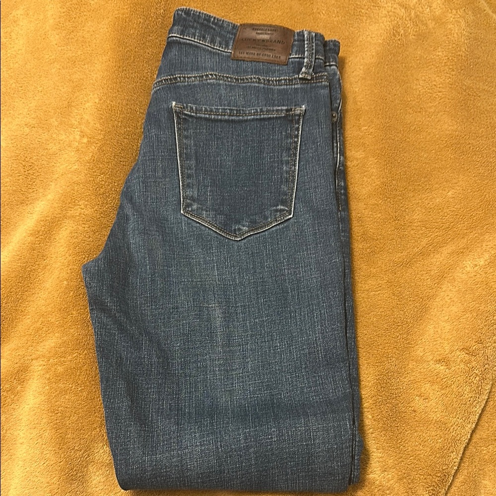 Great condition women’s Lucky Bridgette skinny Blue Jeans